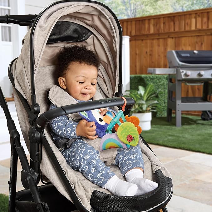 VTech - Baby Toucan Musical Walking Time Toy for Baby Strollers from 3 Months, Soft Plush Toucan Wakes Up The Senses, ESP Version