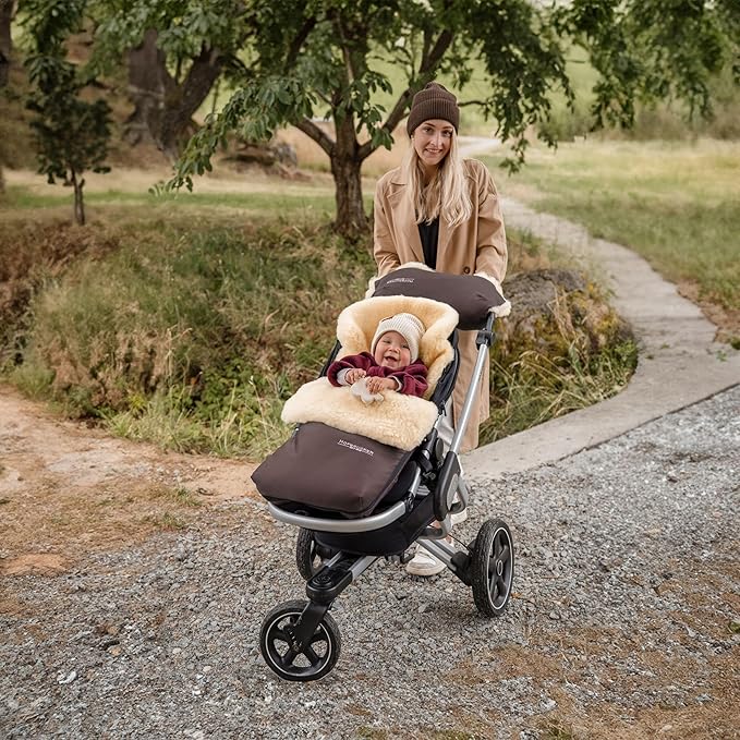 Lambskin Footmuff PUTZI – All-Season Baby Footmuff with Removable Top